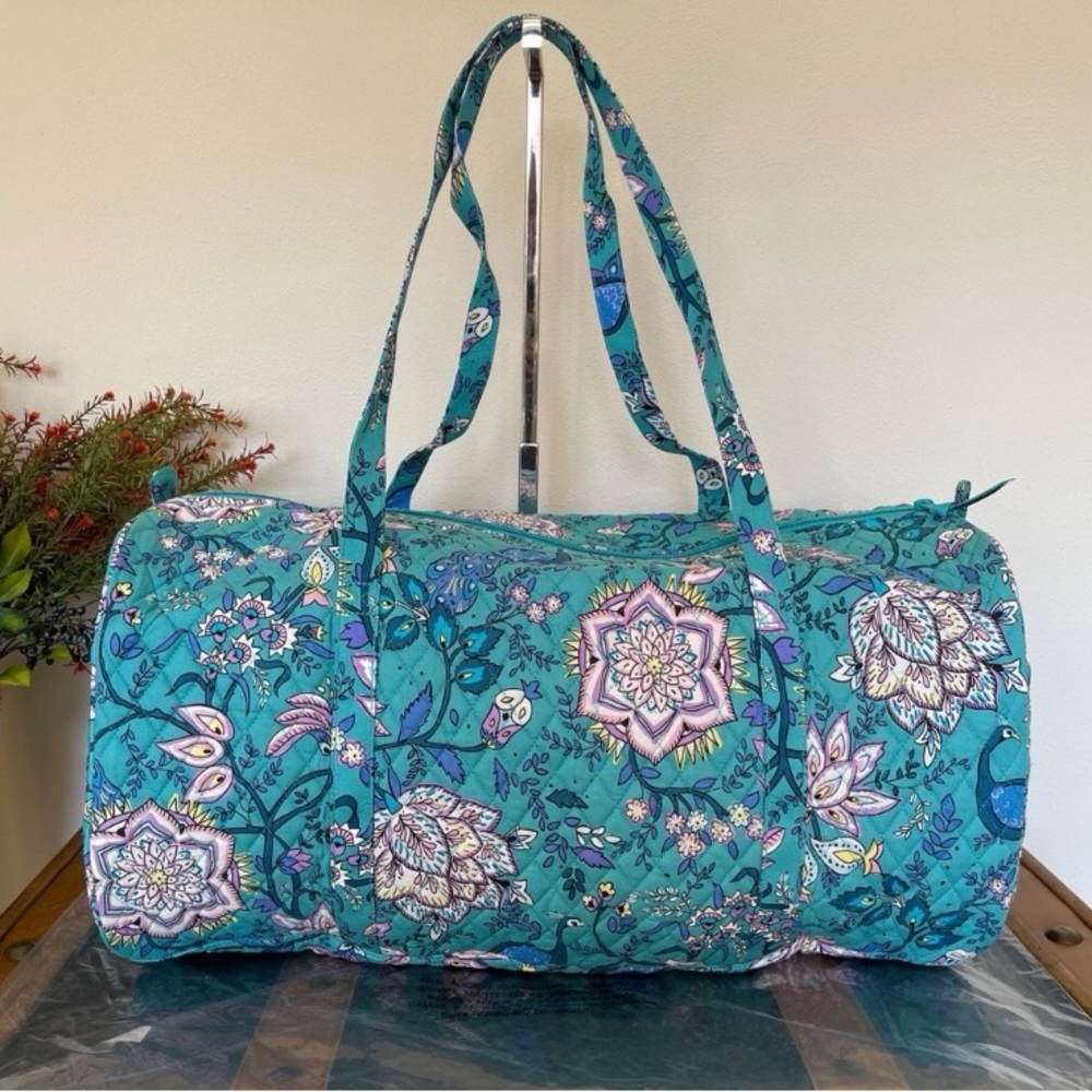 Vera Bradley Large Duffel bag in Peacock Garden NWT